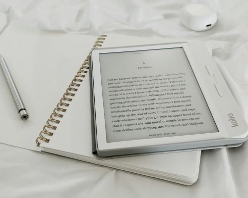 Top 10 Digital Products You Can Create & Sell in 2025 (Even with No Experience)